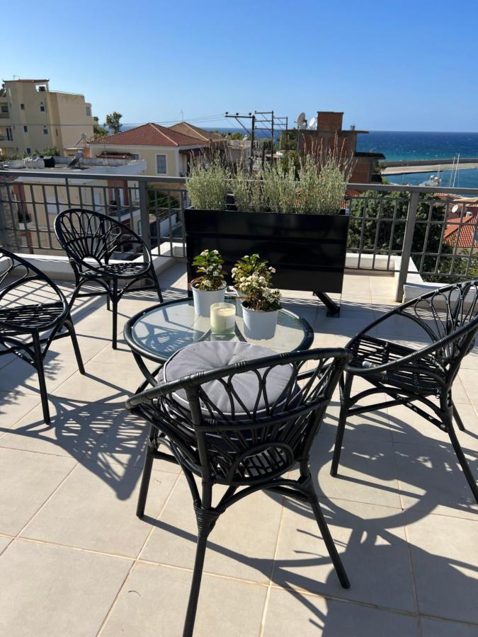 Magical Seaside Town Boutique Apts 2 Kyparissia Exterior photo